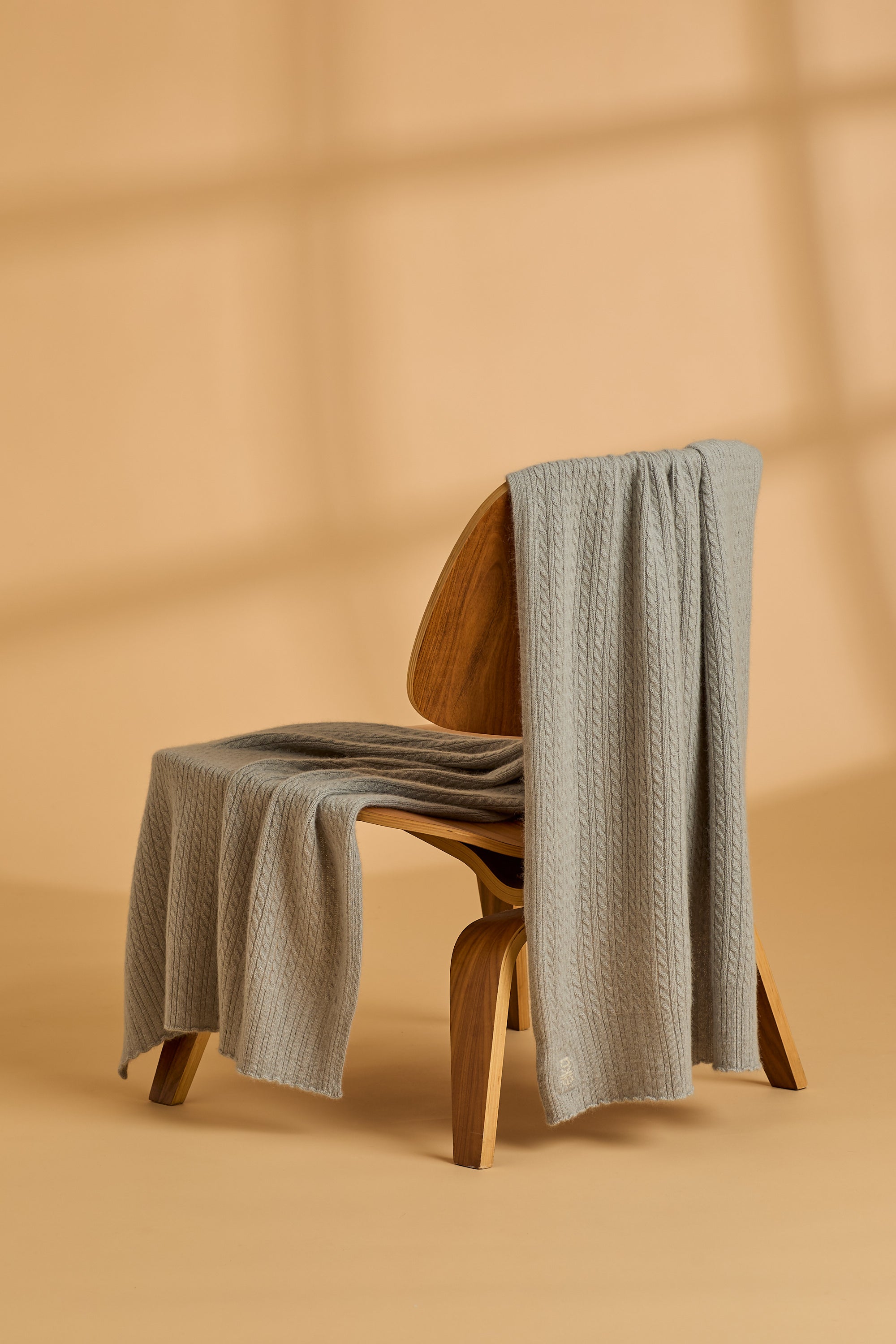 Cashmere Possum Silk Cable Travel Wrap in Dove