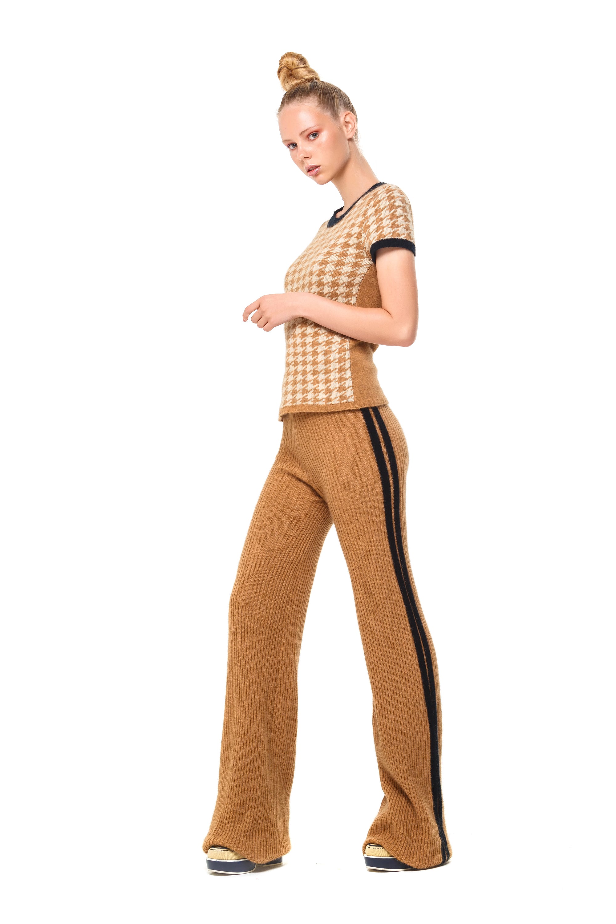 POSSUM SILK MERINO CAP SLEEVE TOP Houndstooth Camel