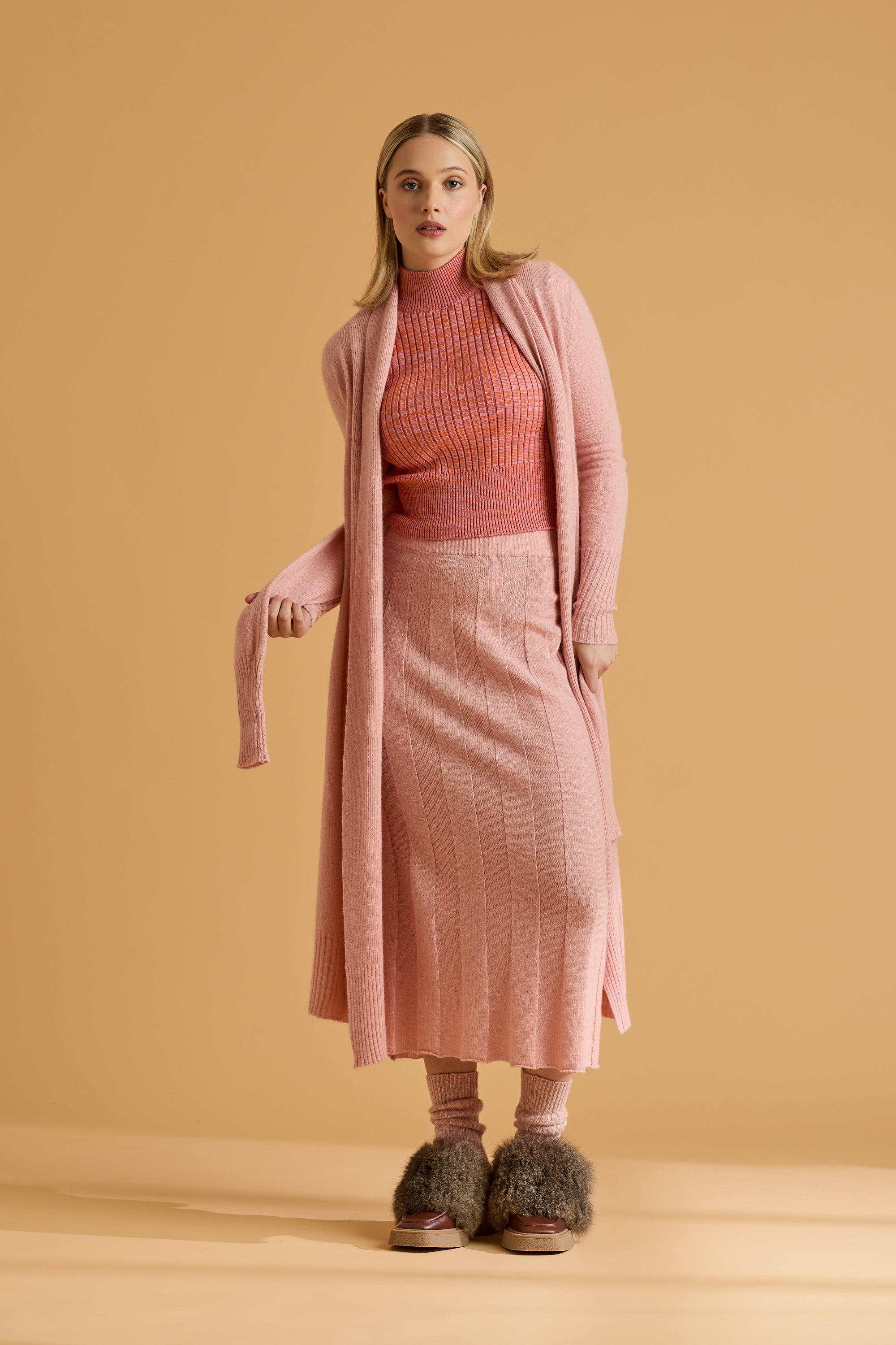 Long Cardigan in Veneta Pink