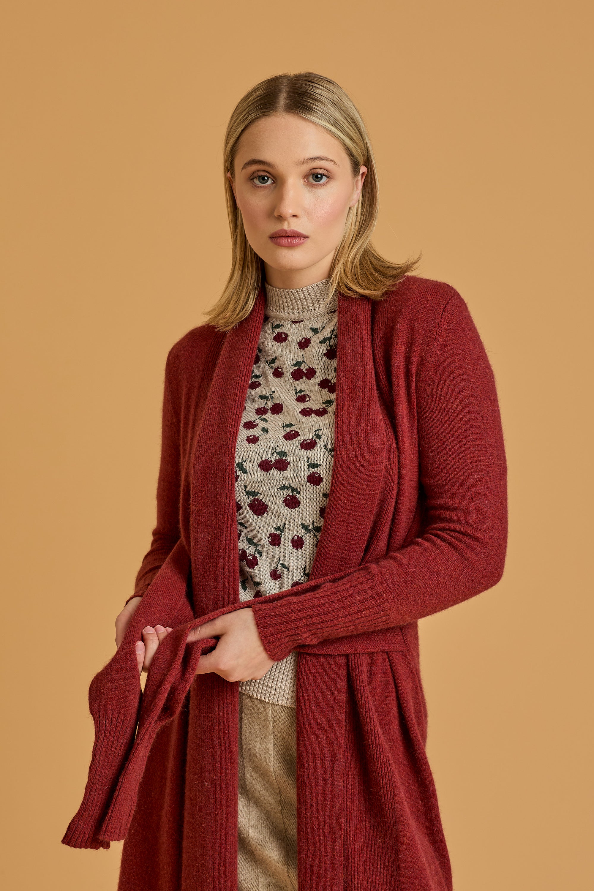 Long Cardigan in Bordeaux